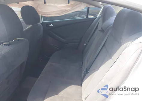 2011 Nissan Altima 2.5 S z USA, uszkodzony, nr VIN 1N4AL2AP9BN510104